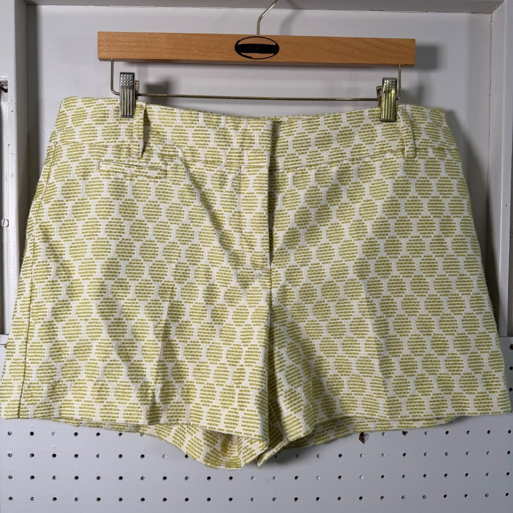 Ann Taylor LOFT Women Green White Textured Jacquard Geometric Shorts Size 12